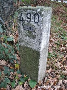 490-langs-drukke-weg-naar-waldbeck1