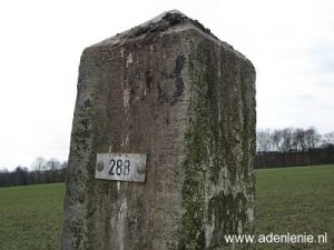 288-grenspaal-hillensberg-detail
