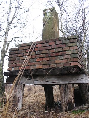 160-i-op-houten-palen