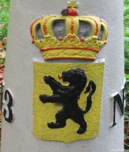 256-grenspaal-putte-detail-2