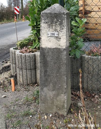 286-grenspaal-grensovergang-hillensberg