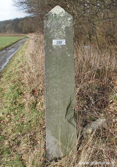 290-grenspaal-hillensberg-windraak