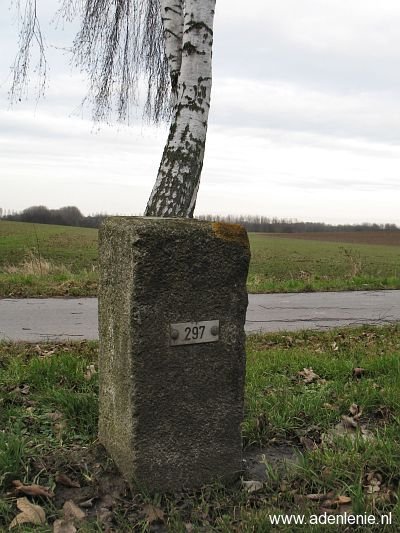 297-grenspaal-sittard