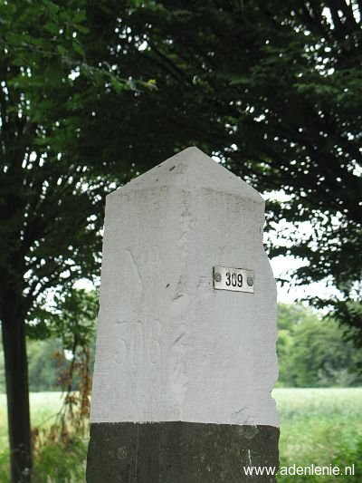 309-detail-steen-bij-millen-nieuwstadt
