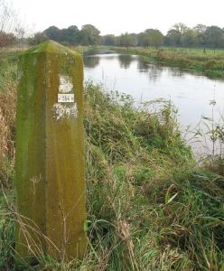 564-grenspaal-bij-de-niers-n-zijde_