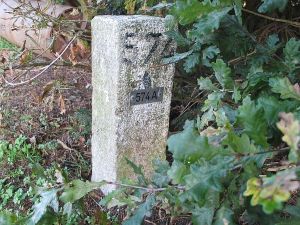 574a-tussengrenspaal