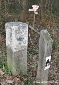 589-grenspaal-eerste-paal-20061