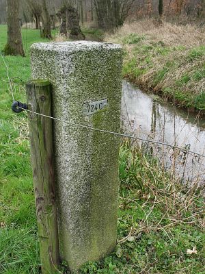 724c-langs-regniet-bach