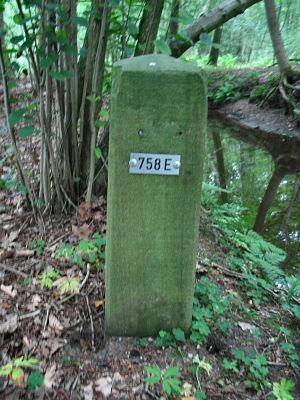 758e-dambeek