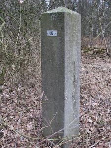 812-omg-stumps