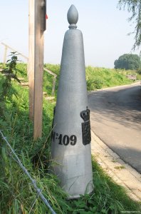 109n-grenspaal-voulwames