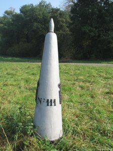 111n-elsloo-vlak-bij-brug-over-maas-1
