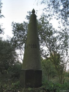 113b-grenspaal-grindwinning-3