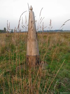 114b-grenspaal-mazenhoven-3