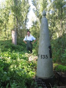 135-grenspaal-thorn