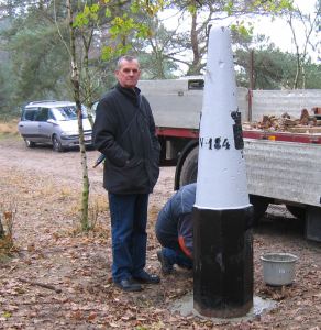 184-grenspaal-ad-bij-grenspaal-184
